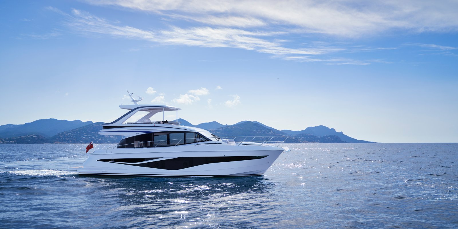 THE LATEST MODEL IN THE FLYBRIDGE RANGE, THE ALL-NEW PRINCESS F58!