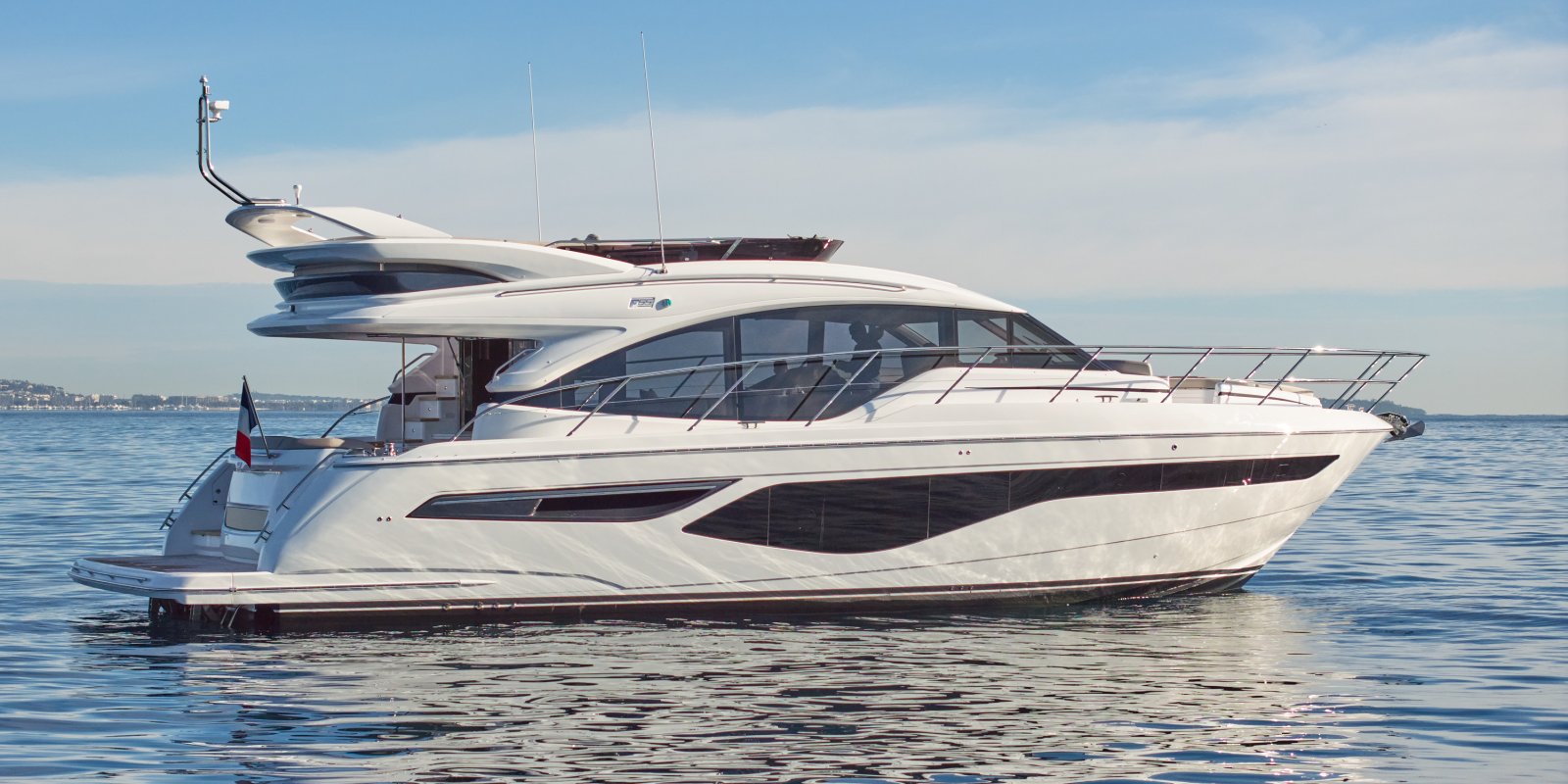 Rediscover the Princess F55: a model that combines performance and comfort